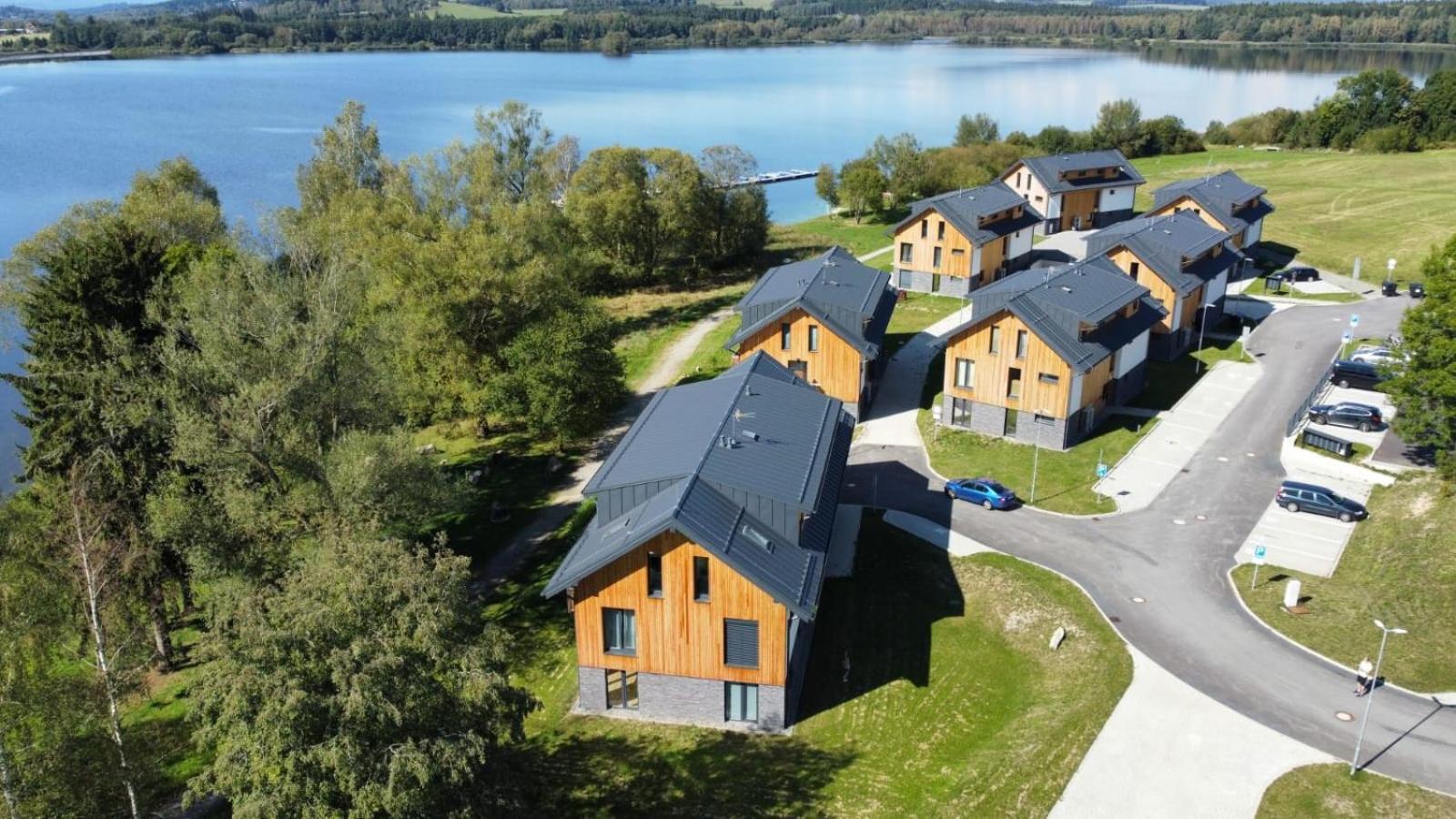 Apartman Na Brehu Lipna Černá v Pošumaví Eksteriør billede